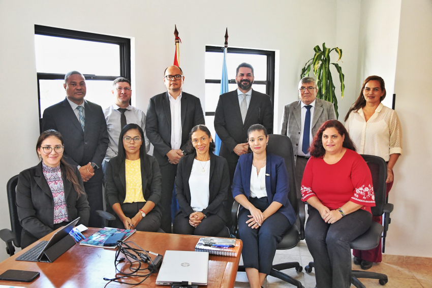 Visita técnica de inspectores gubernamentales de seguridad de la Aviación Civil de Panamá en el Aeropuerto Internacional Silvio Pettirossi