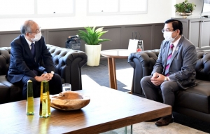 VISITA DE CORTESÍA AL PRESIDENTE DE LA DINAC ING. FÉLIX KANAZAWA DEL S.E. EMBAJADOR DEL JAPÓN SR. NAOHIRO ISHIDA