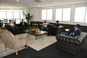 Reunión con representantes de la Facultad de Ingeniería de la Universidad Nacional de Asunción (FIUNA)