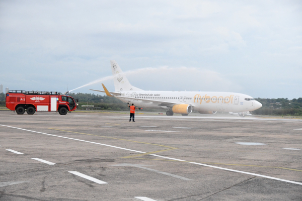 ¡Bienvenido, Flybondi, al Aeropuerto Internacional Silvio Pettirossi!