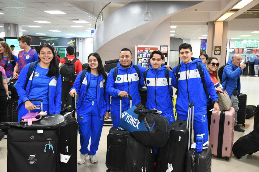 Así recibimos a los primeros atletas en el Aeropuerto Internacional Silvio Pettirossi.