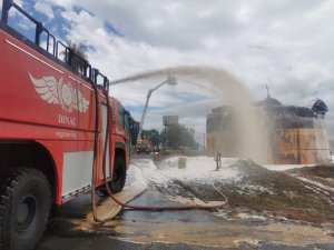 Servicio de Extinción de Incendios (SEI) del Aeropuerto Internacional Silvio Pettirossi.